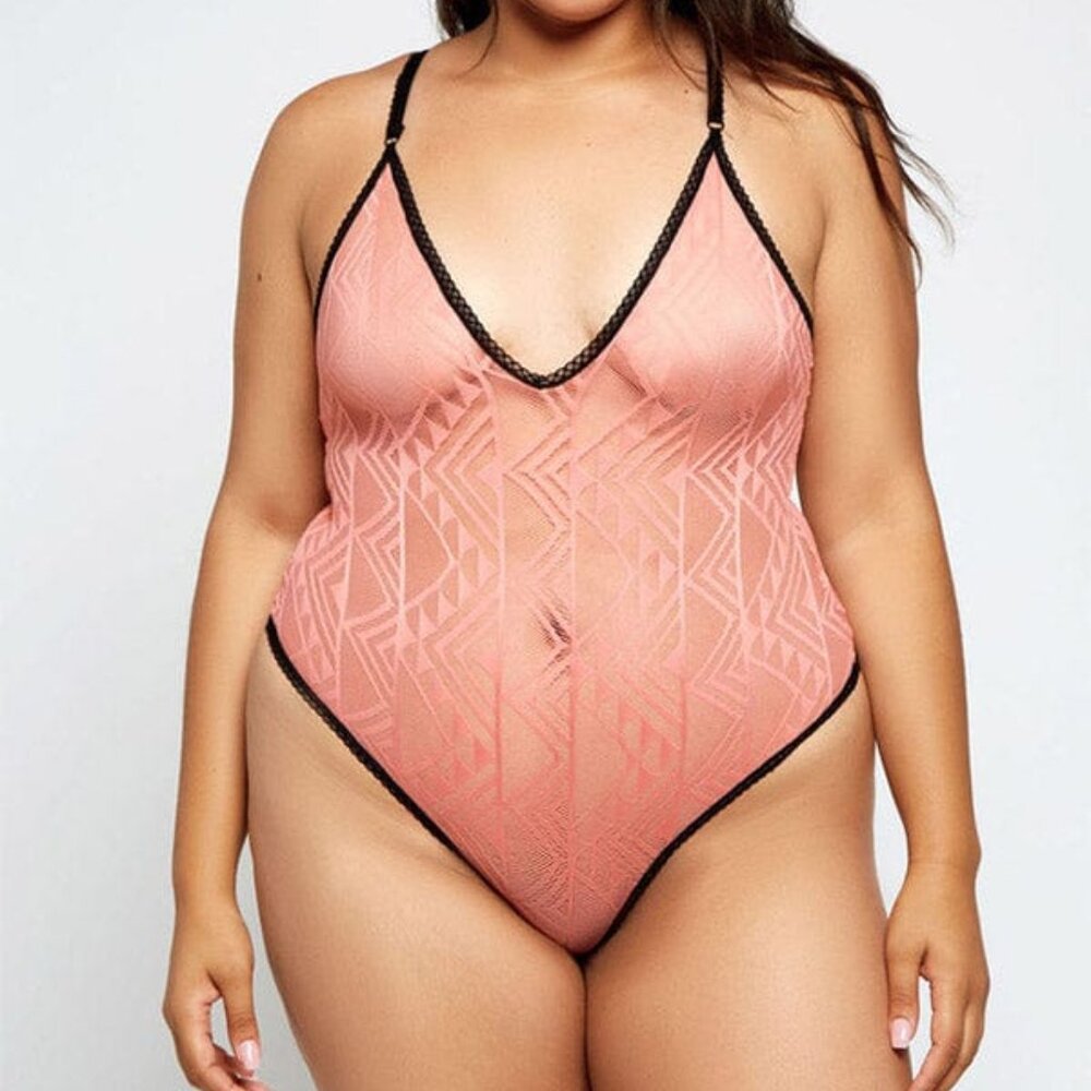 Plus Size Euphemia Teddy- Peach